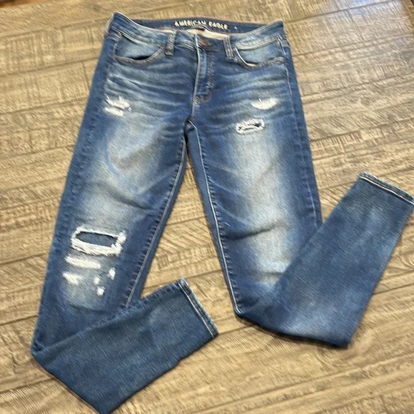 💙NWOT Am Eagle Super stretch Butter Soft lightly distressed Jegging Jeans 💙 - Picture 7 of 9